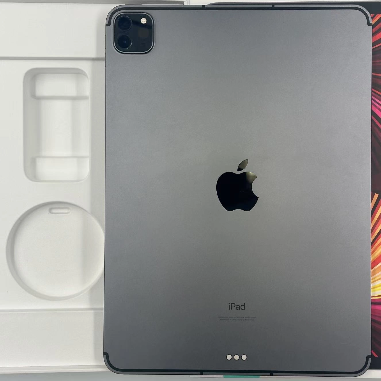 iPad Pro 11インチ 第3世代 Apple版SIMフリー 512GB スペースグレイ MHW93J/A