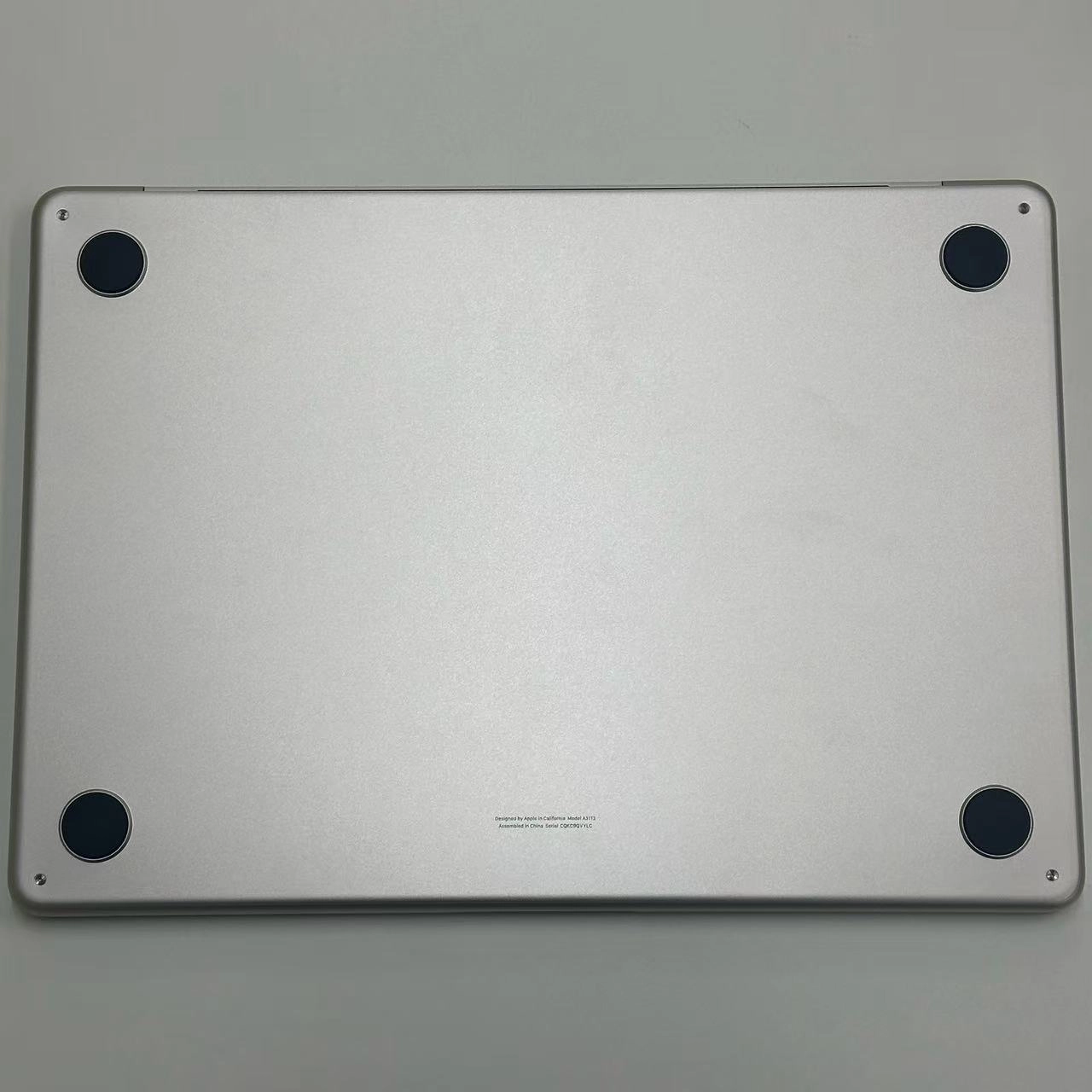 MacBook Air 13インチ M3 2024 16GB 512GB スターライト MXCU3J/A 新品同様 16GB/512GB