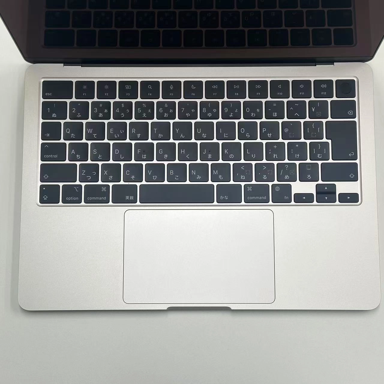 MacBook Air 13インチ M3 2024 16GB 512GB スターライト MXCU3J/A 新品同様 16GB/512GB