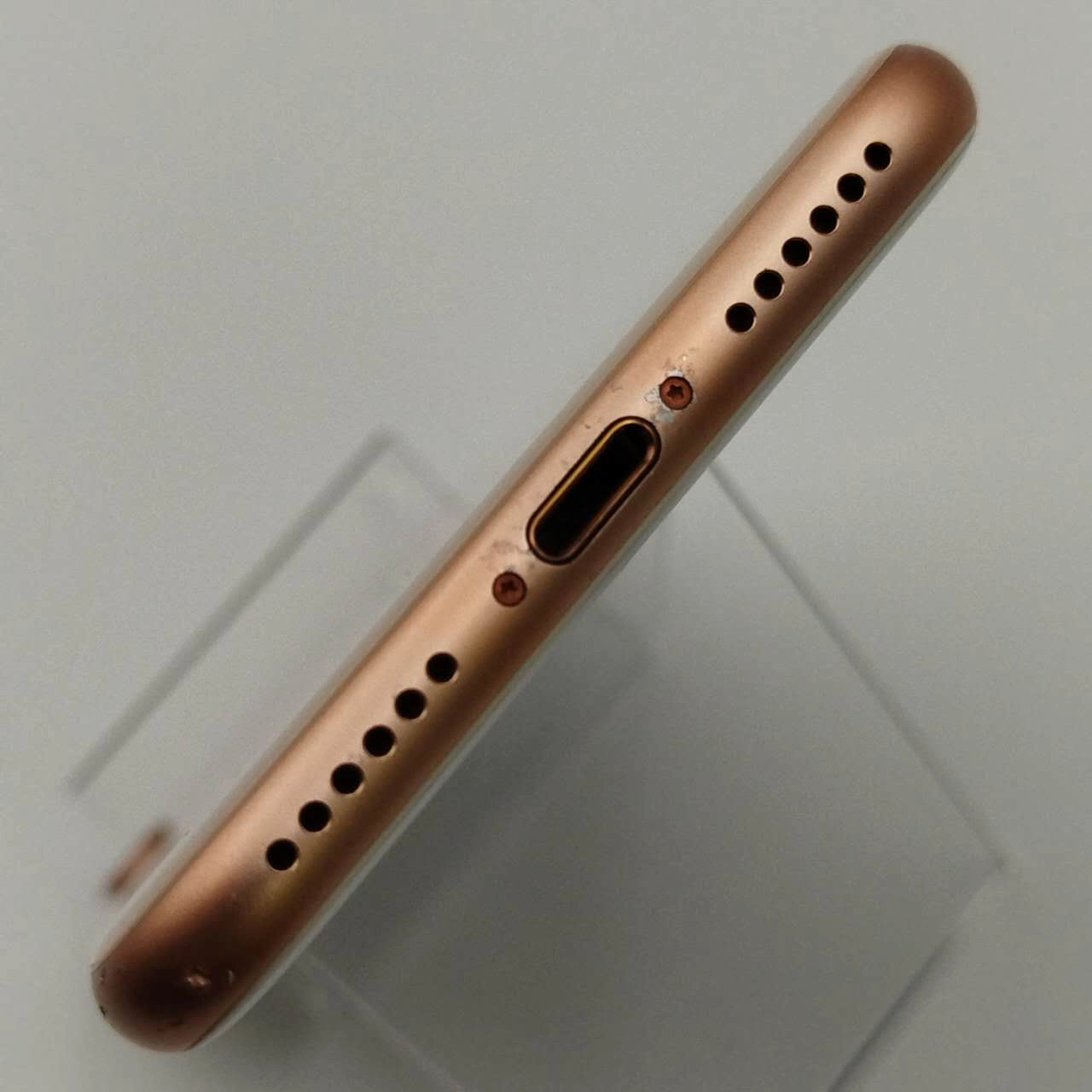 iPhone8 256GB ゴールド MQ862J/A  docomo版SIMフリー