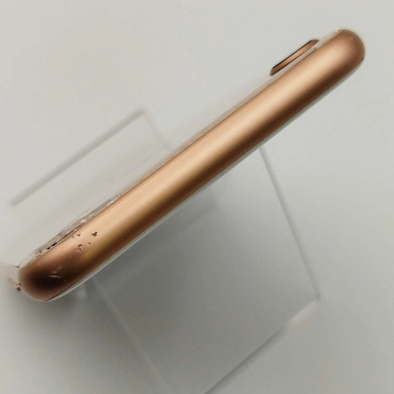 iPhone8 256GB ゴールド MQ862J/A  docomo版SIMフリー