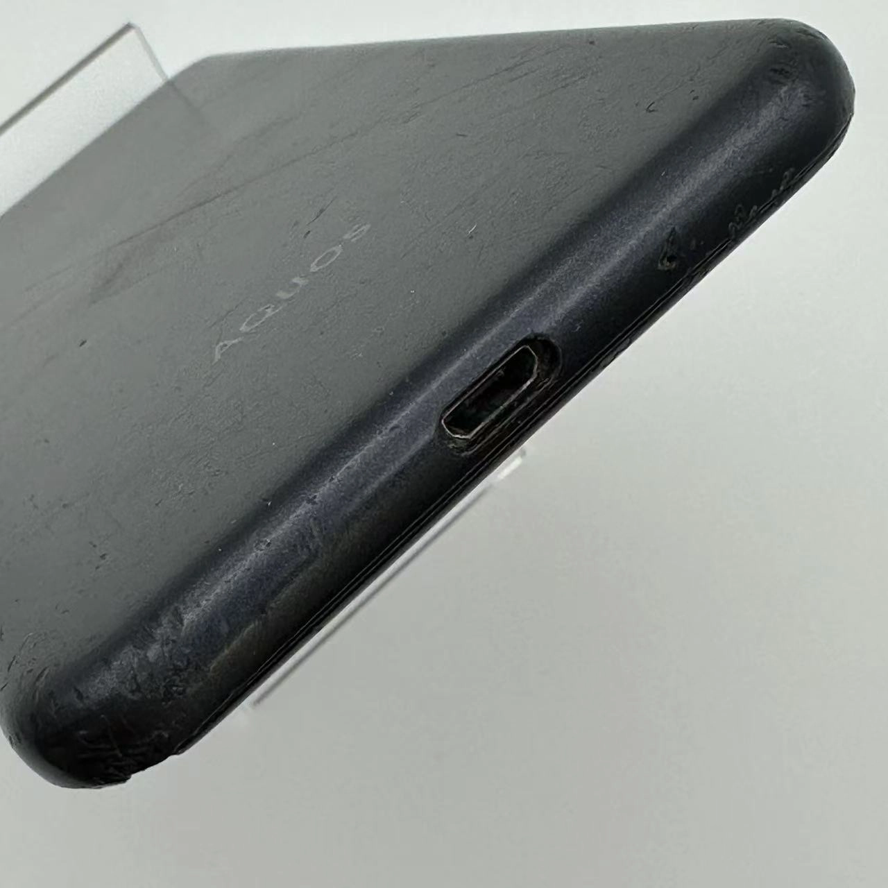 AQUOS EVER 16GB Navy Black SH-02J SIMロック解除済 docomo 版SIMフリー