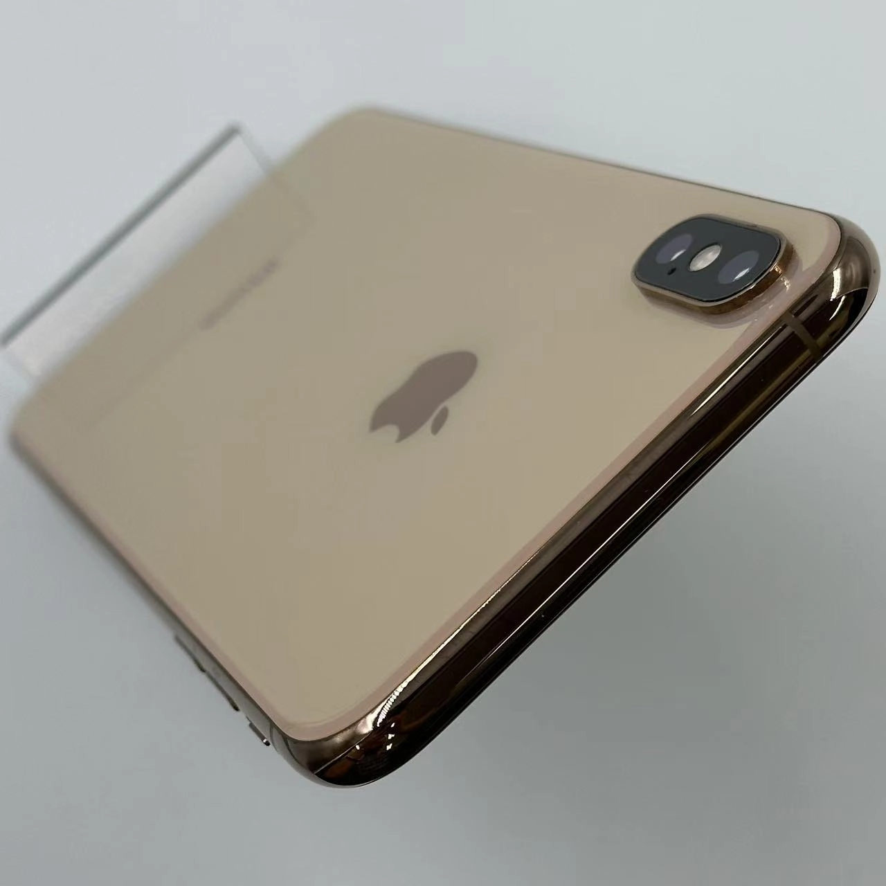 iPhoneXS Max 256GB docomo版SIMフリー MT6W2J/A 訳あり品