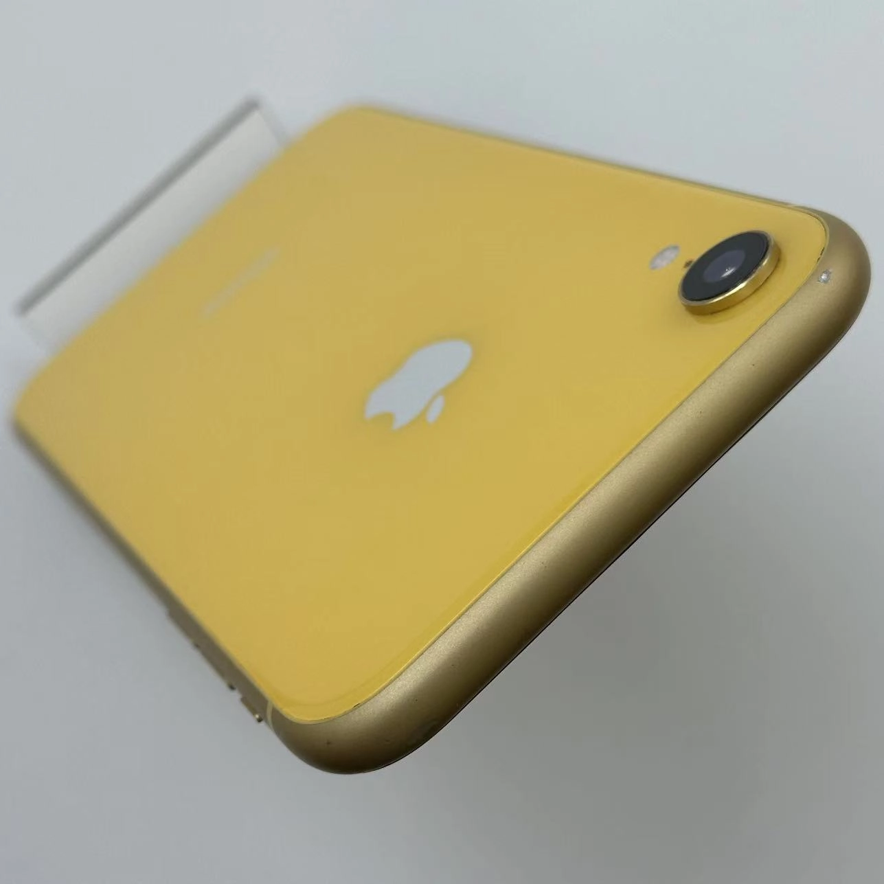 iPhoneXR 256GB イエロー MT0Y2J/A docomo版SIMフリー