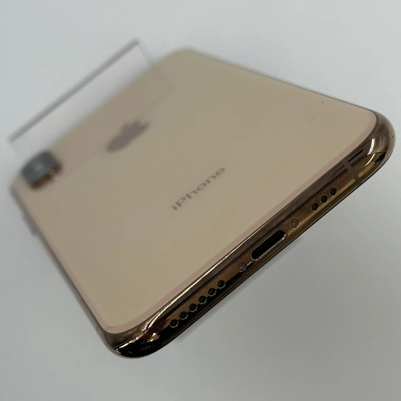 iPhoneXS 64GB ゴールド MTAY2J/A docomo版SIMフリー 美品