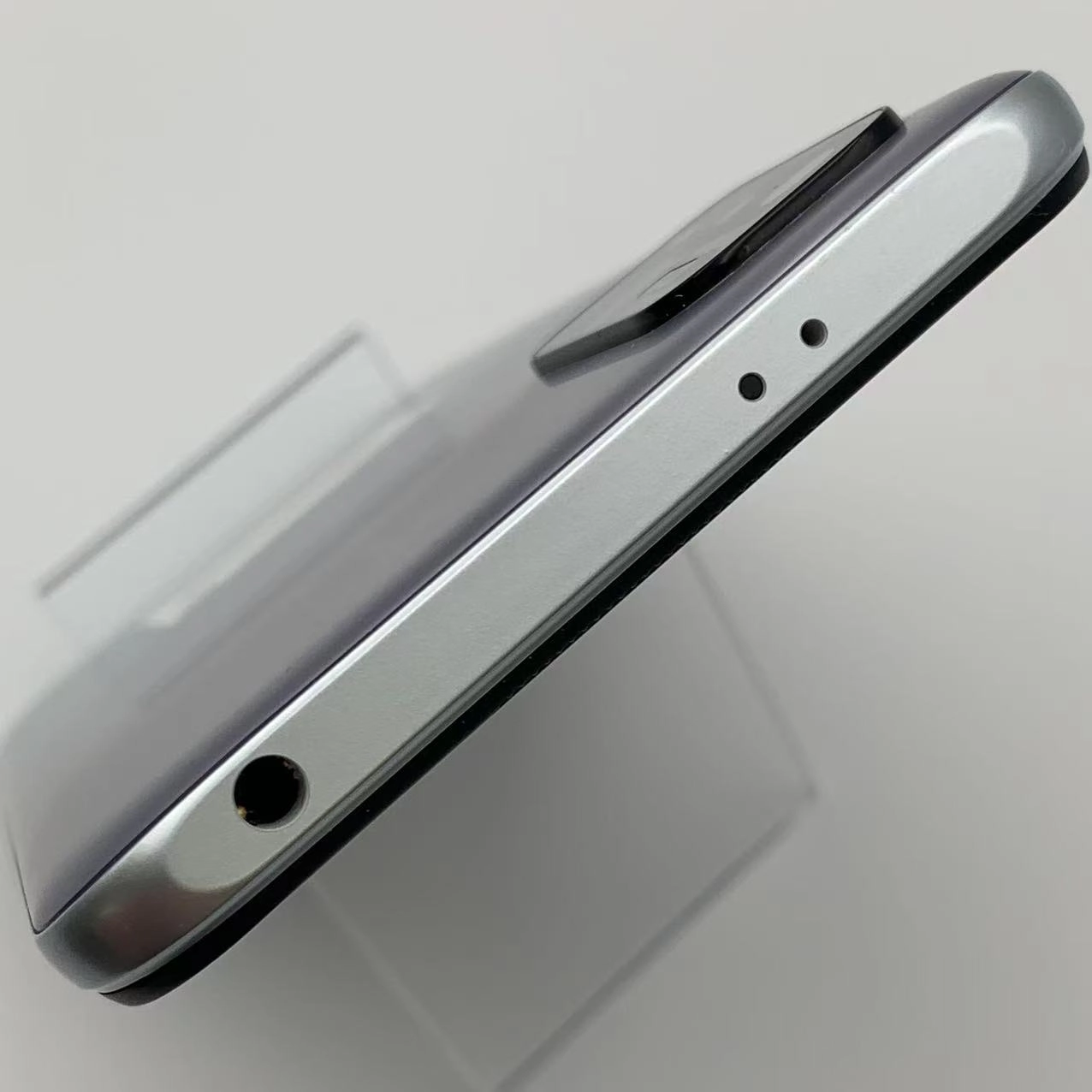 Redmi Note 10 JE 64GB クロームシルバー XIG02 AU版SIMフリー　 au