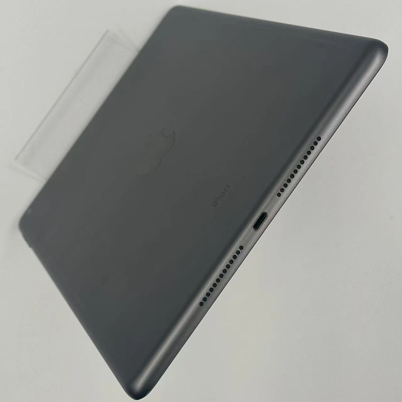 iPad 第7世代 Wi-Fiモデル 32GB スペースグレイ MW742LL/A