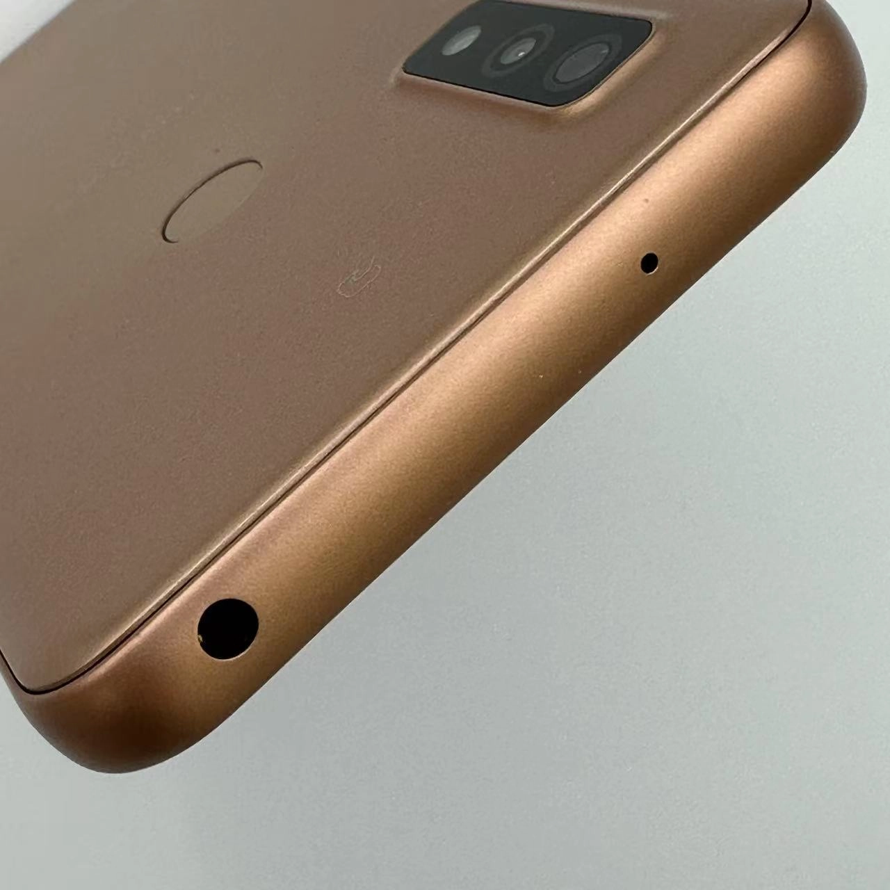 arrows We 64GB ローズゴールド FCG01 AU版SIMフリー 美品