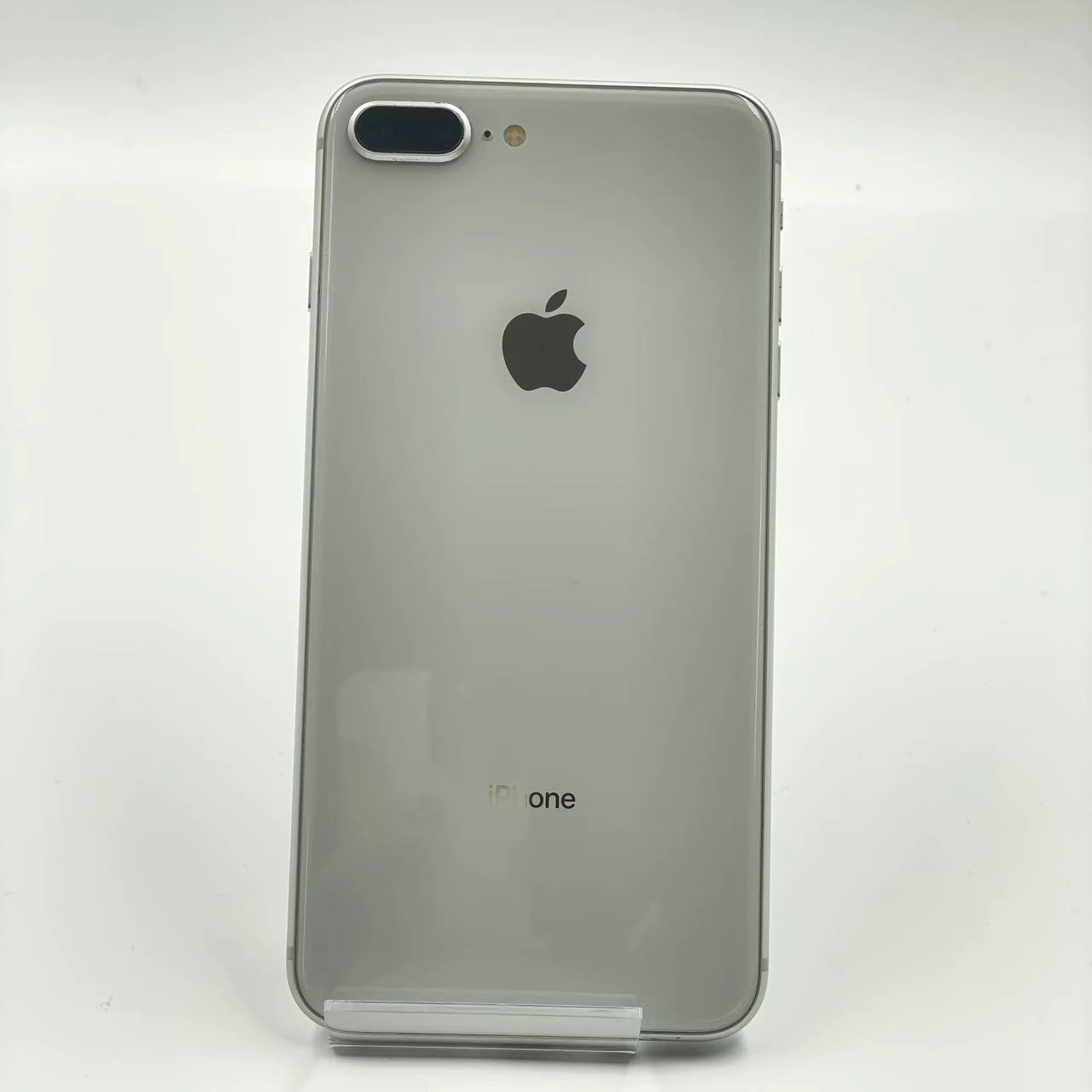 iPhone8 Plus 64GB シルバー MQ9L2J/A docomo版SIMフリー