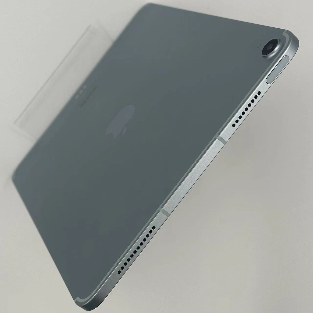 iPad Air 11インチ 第6世代 128GB ブルー MUXE3J/A AU版SIMフリー 美品