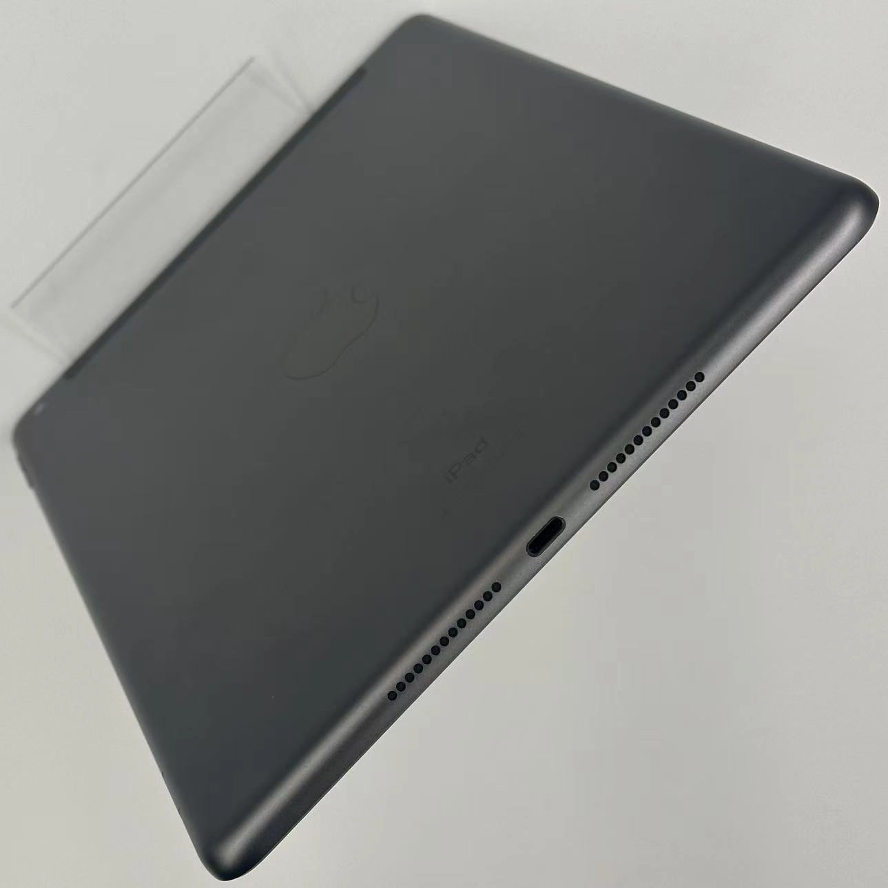 iPad 第9世代 64GB スペースグレイ MK473J/A SoftBank版SIMフリー