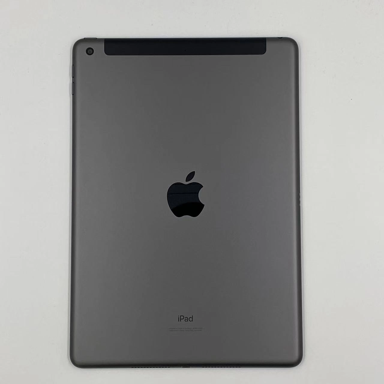 iPad 第8世代 32GB スペースグレイ NYMH2J/A AU版SIMフリー 極美品