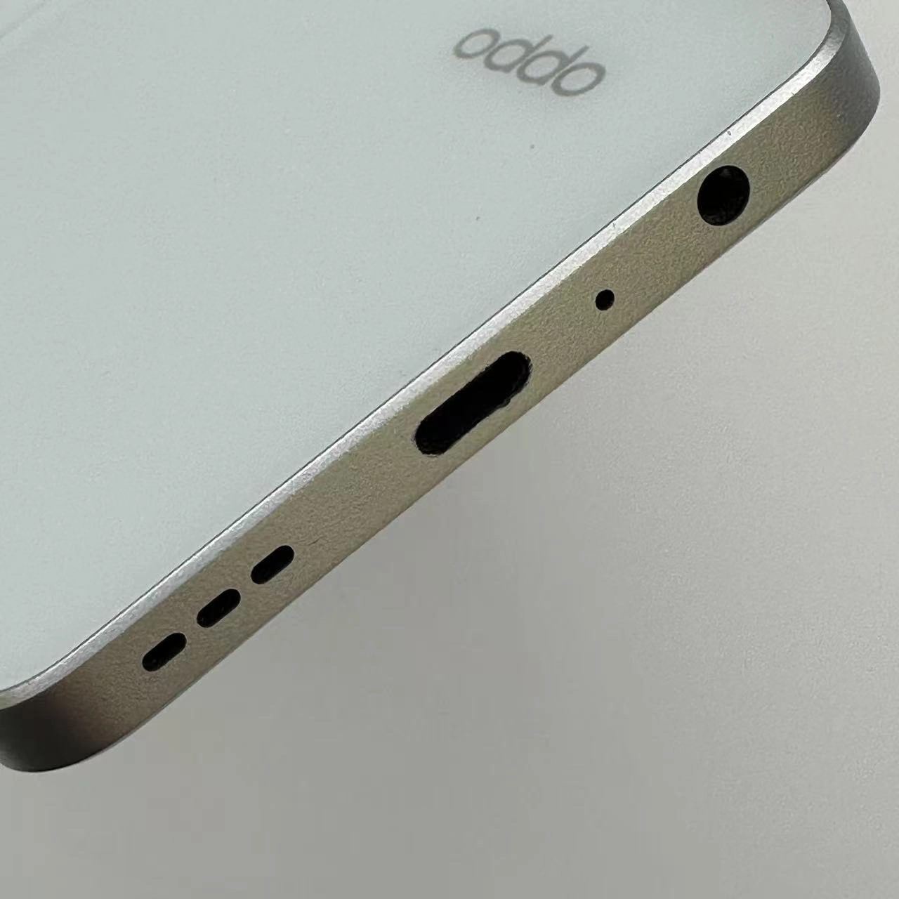 OPPO Reno9 A 128GB ムーンホワイト A301OP Y!mobile版SIMフリー