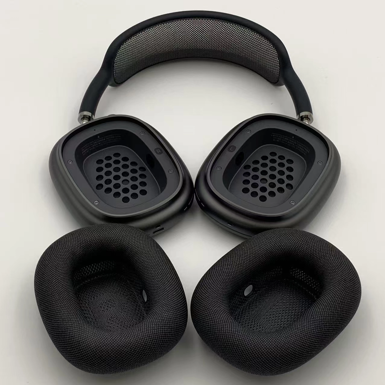 AirPods Max  スペースグレイ MGYH3J/A　美品 **