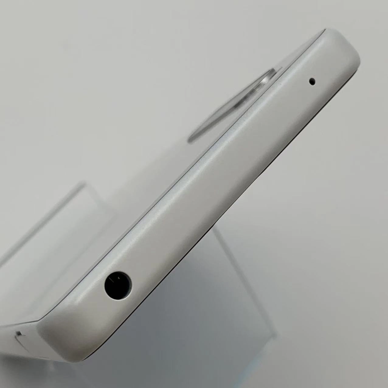 Xperia 10 IV 128GB ホワイト SO-52C docomo版SIMフリー 美品