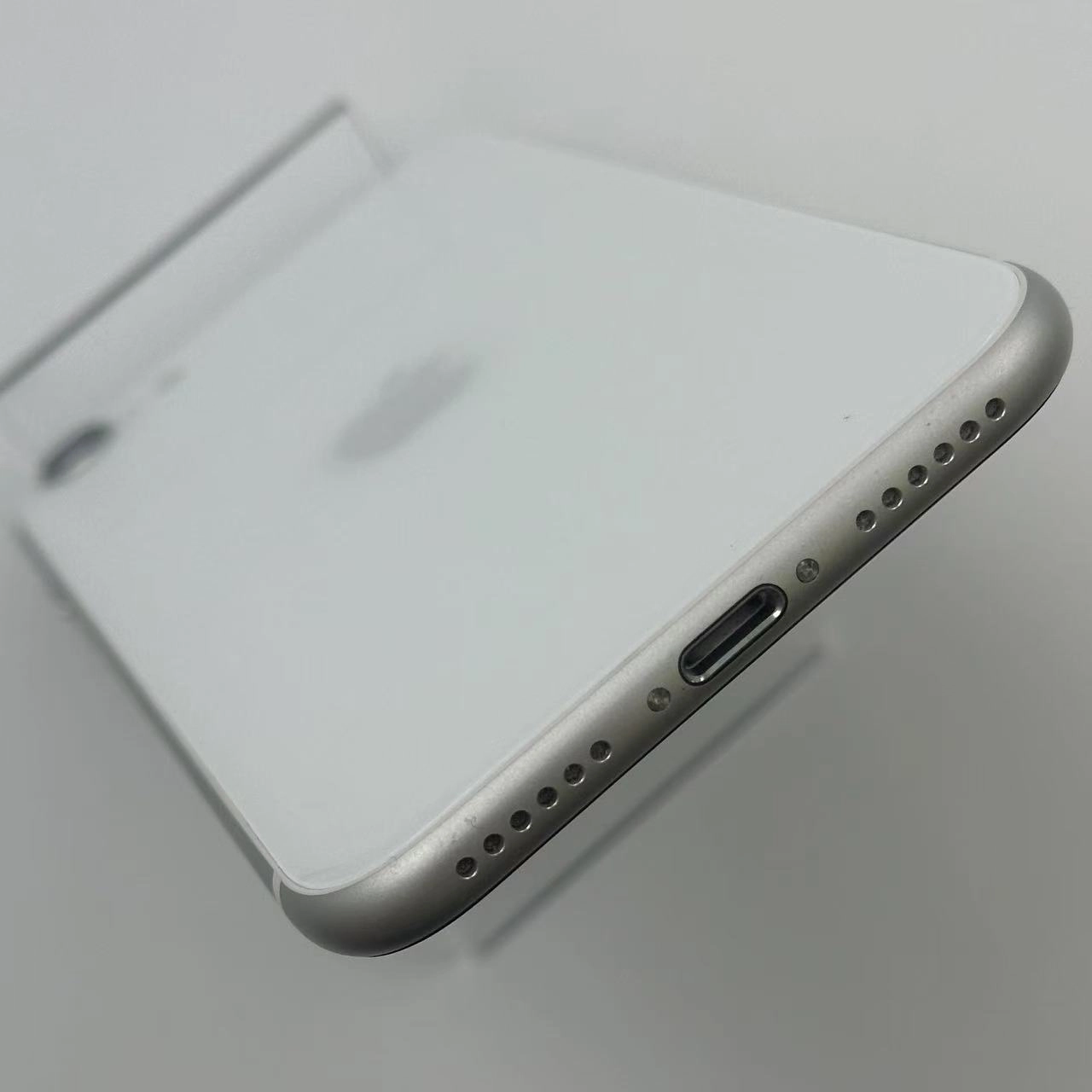 iPhoneSE 第2世代 256GB ホワイト MXVU2J/A Apple版SIMフリー