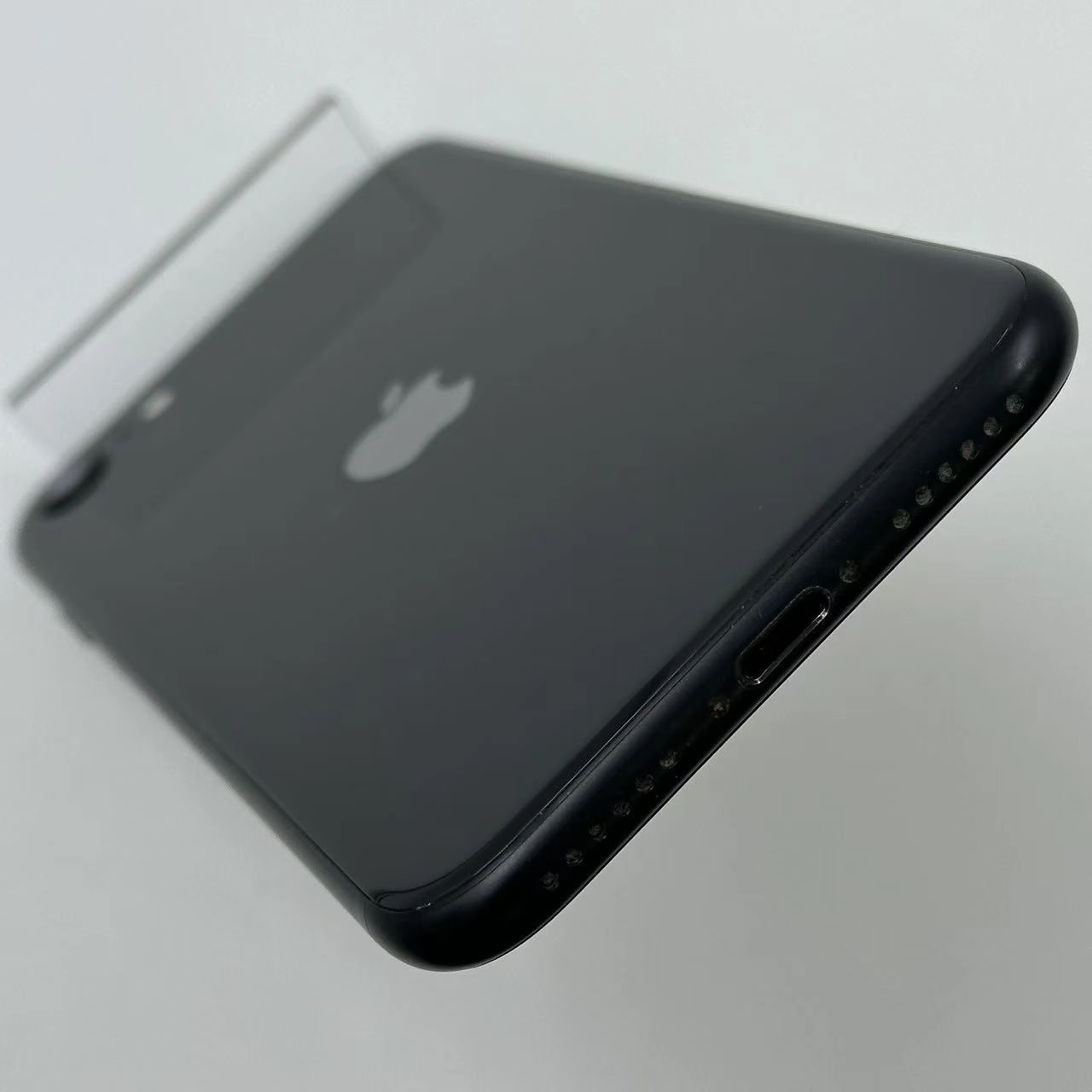 iPhoneSE 第2世代 256GB ブラック MHGW3J/A AU版SIMフリー 極美品 au