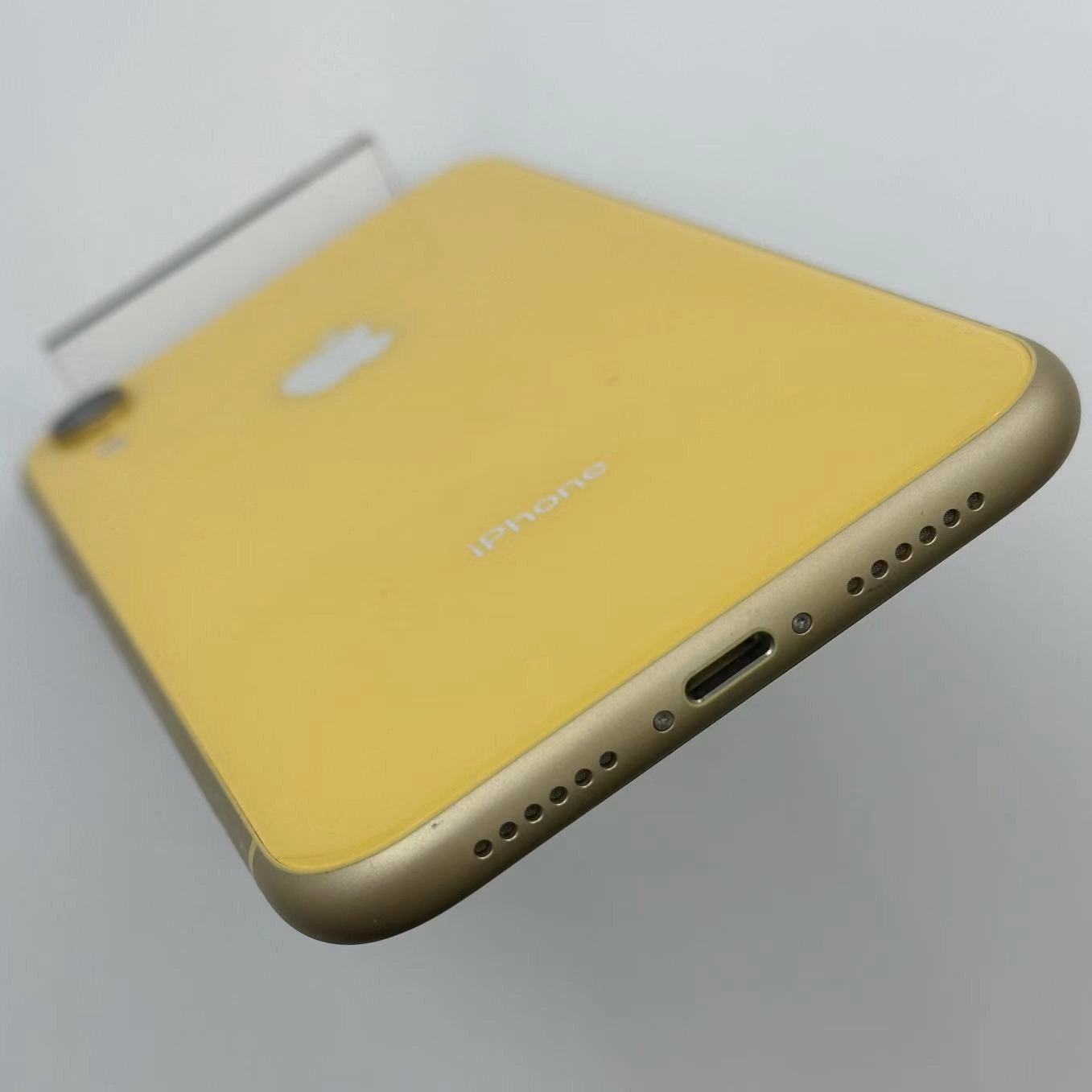 iPhoneXR 64GB イエロー MT082J/A docomo版SIMフリー 極美品