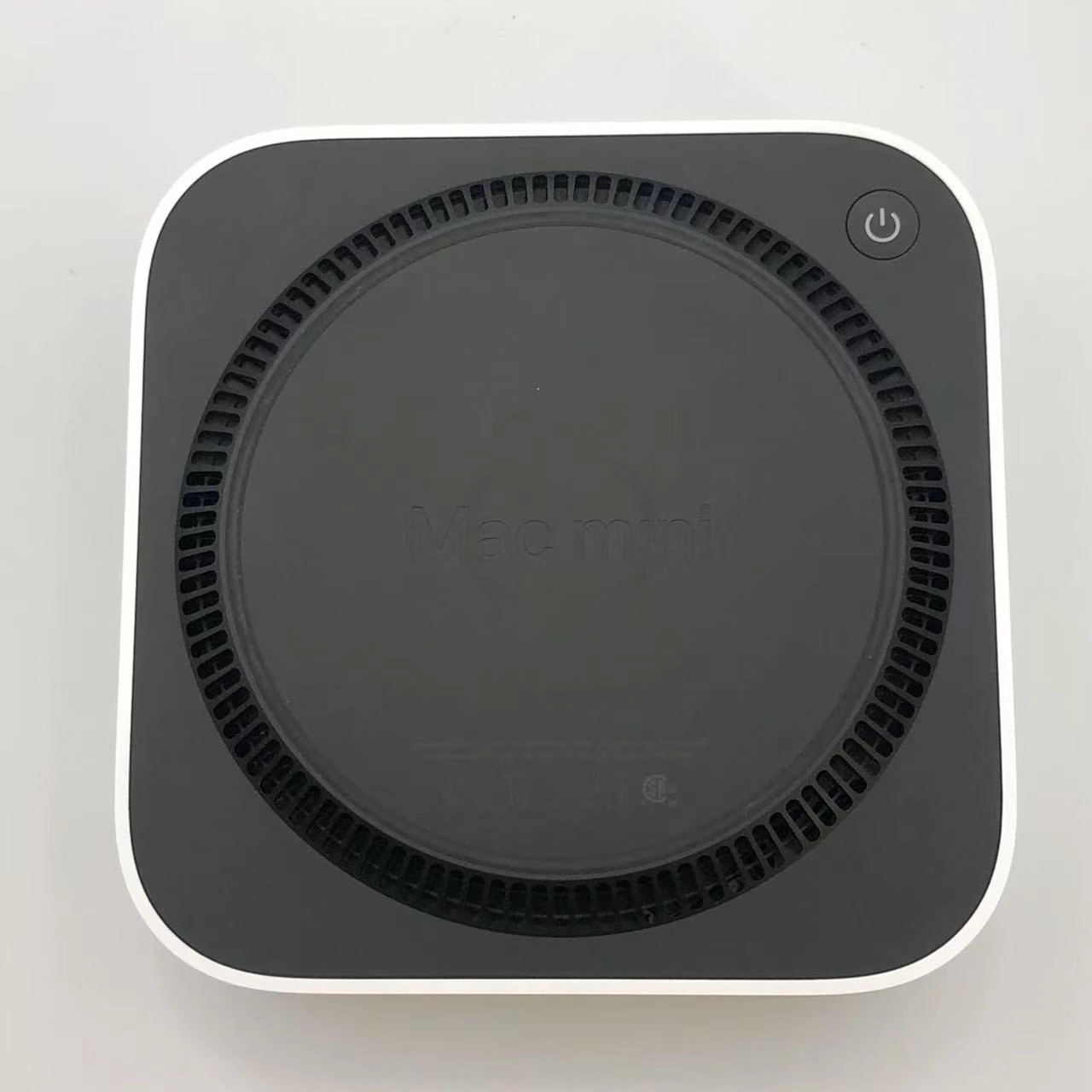 Mac Mini Late 2024 M4 16GB/256GB シルバー MU9D3J/A ほぼ新品