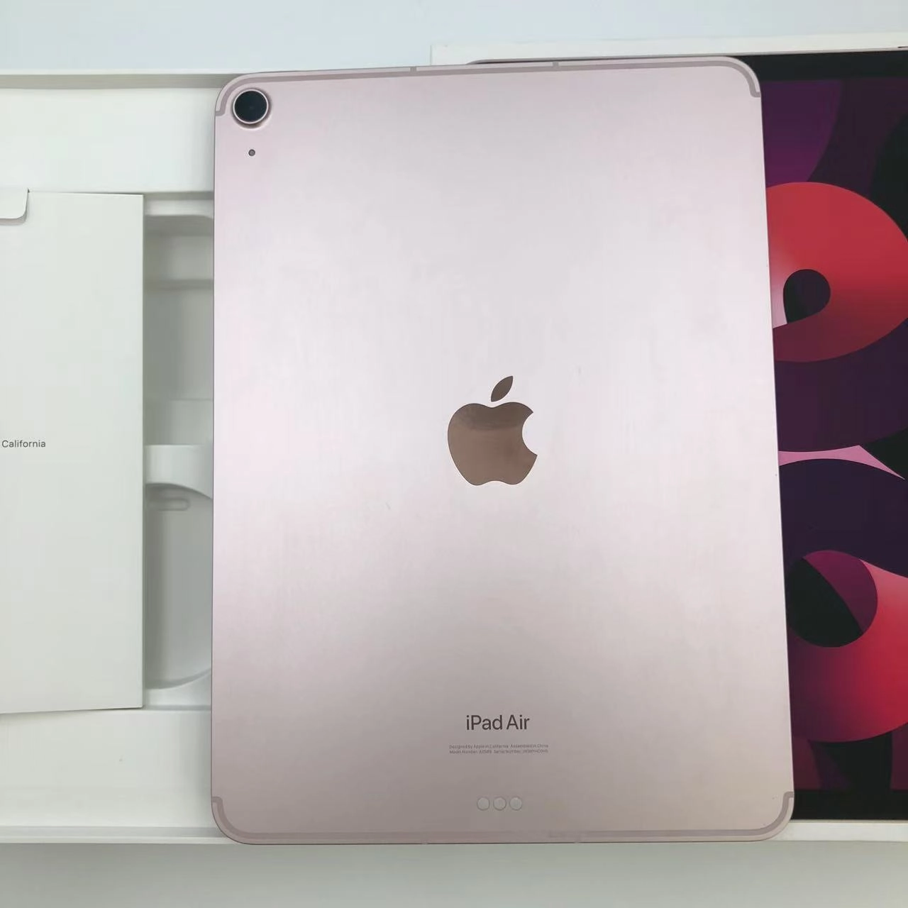 iPad Air 第5世代 Wi-Fi+Cellularモデル 64GB ピンク MM6T3J/A AU版SIMフリー 極美品 au
