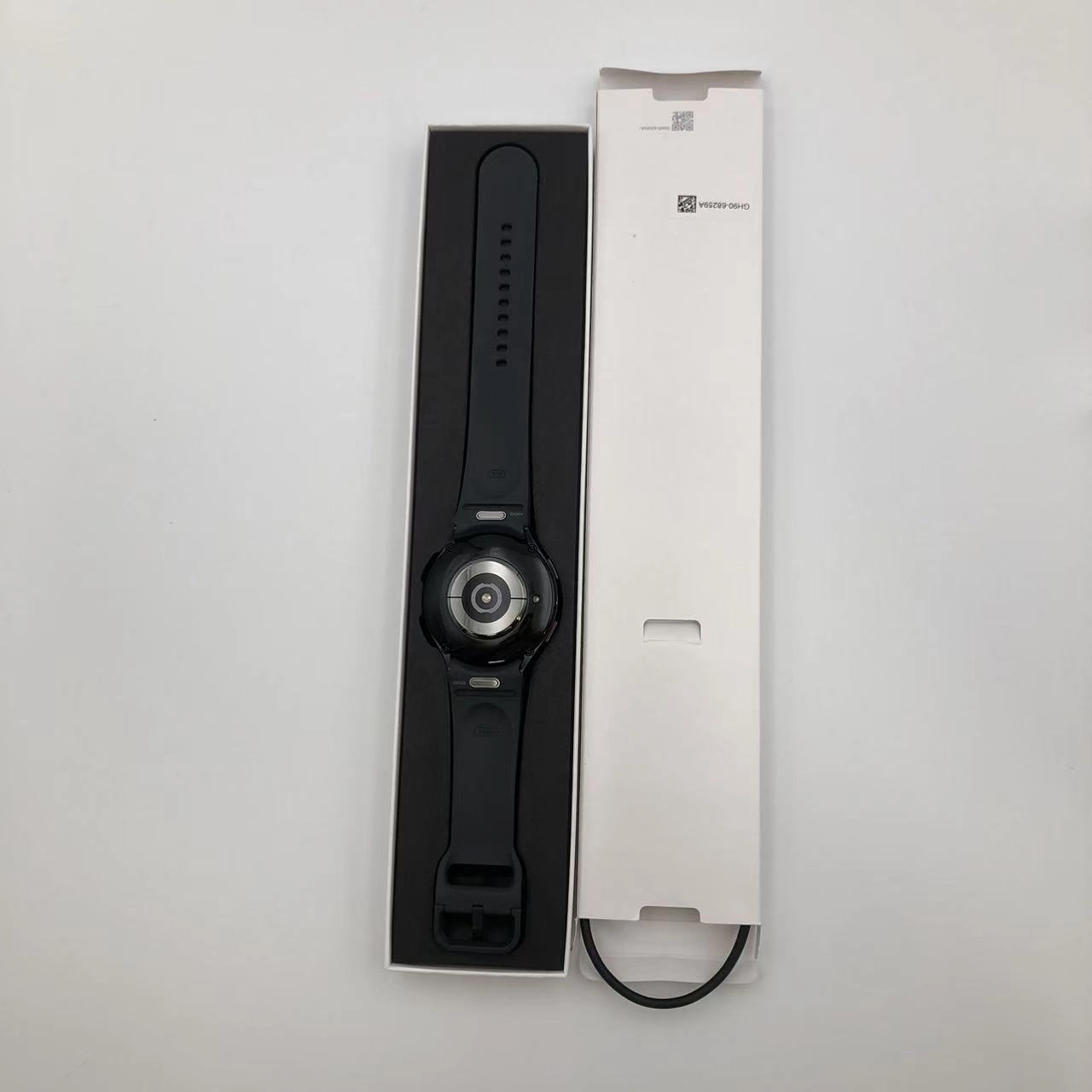 Galaxy Watch 6 LTE 44mm 2GB/16GB グラファイト SM-R945FZKAKDI au