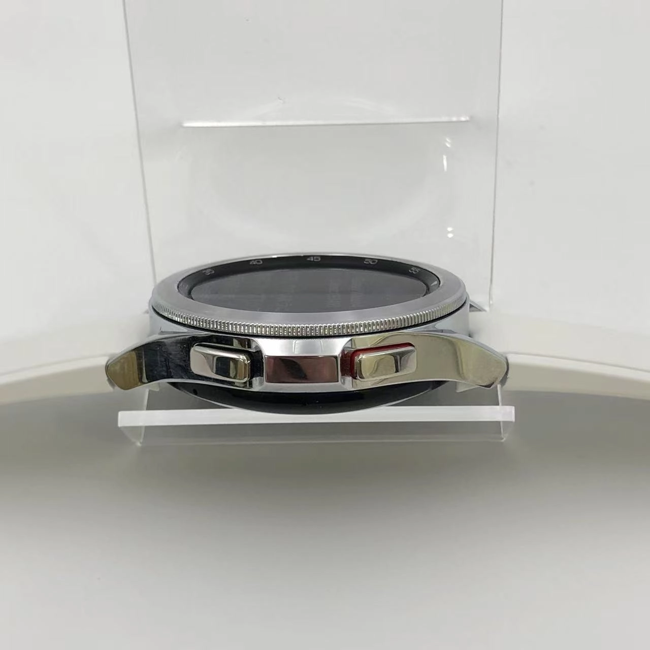 Galaxy Watch4 Classic 42mm 16GB シルバー SM-R880