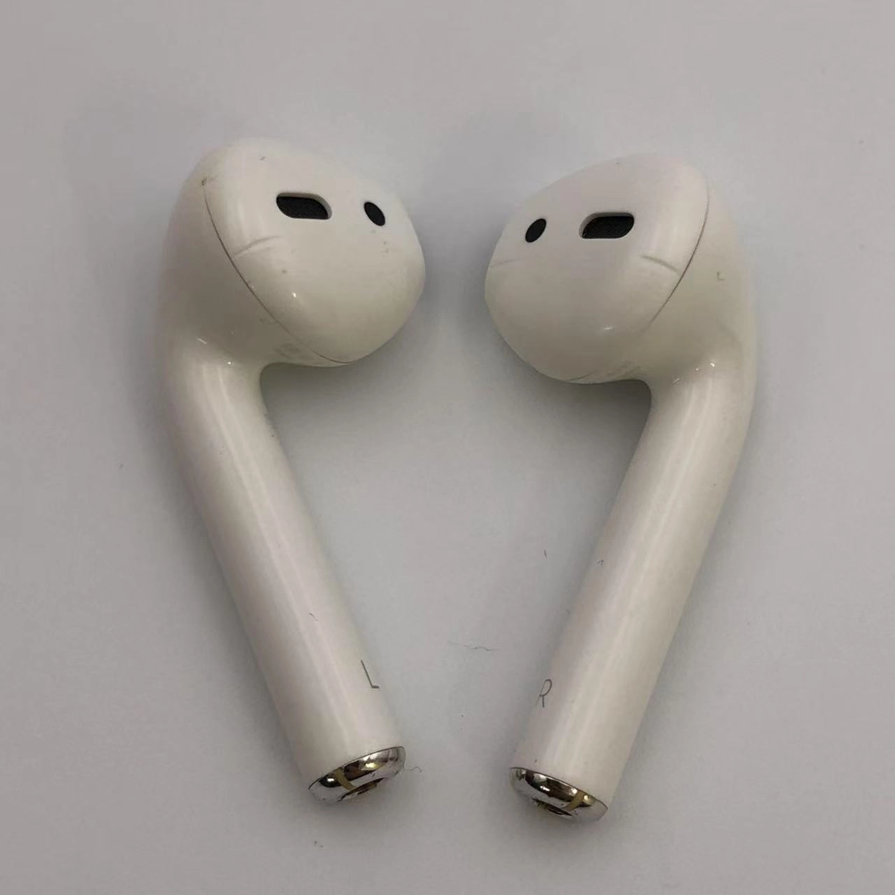 AirPods 第1世代 ホワイト MMEF2J/A