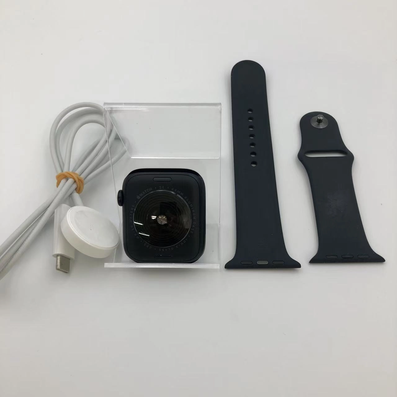 Apple Watch SE 第2世代 44mm GPSモデル 32GB ミッドナイト MNK03J/A 極美品