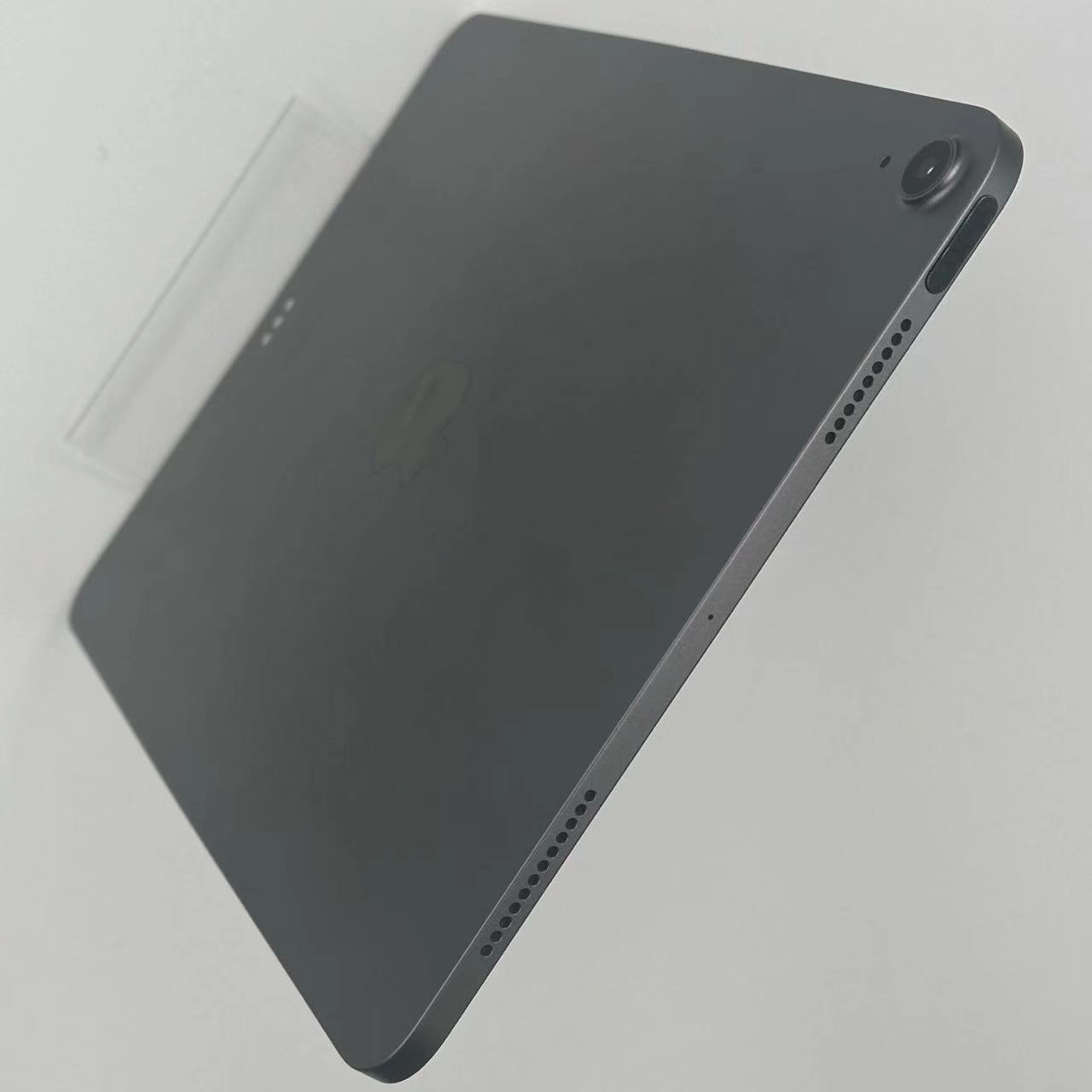 iPad Air 第5世代 Wi-Fiモデル 256GB スペースグレイ MM9L3J/A