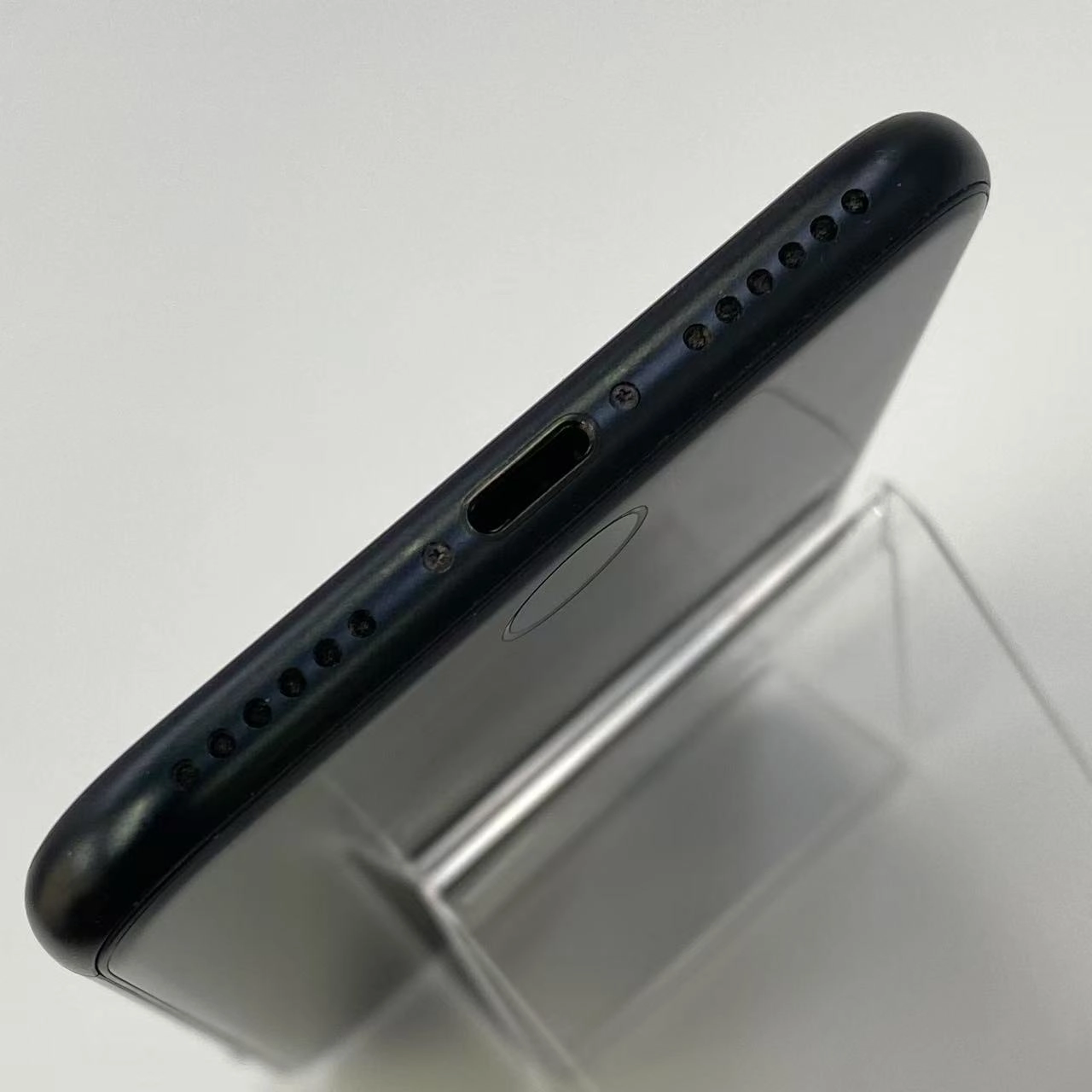 iPhoneSE 第3世代 128GB ミッドナイト MMYF3J/A SoftBank版SIMフリー