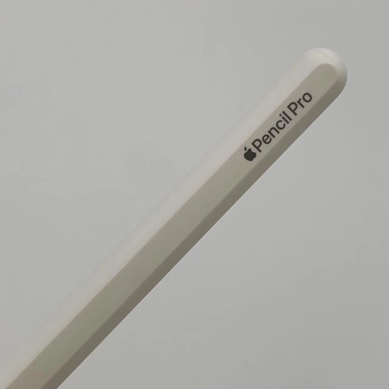 Apple Pencil Pro ホワイト MX2D3ZA/A 新品同様