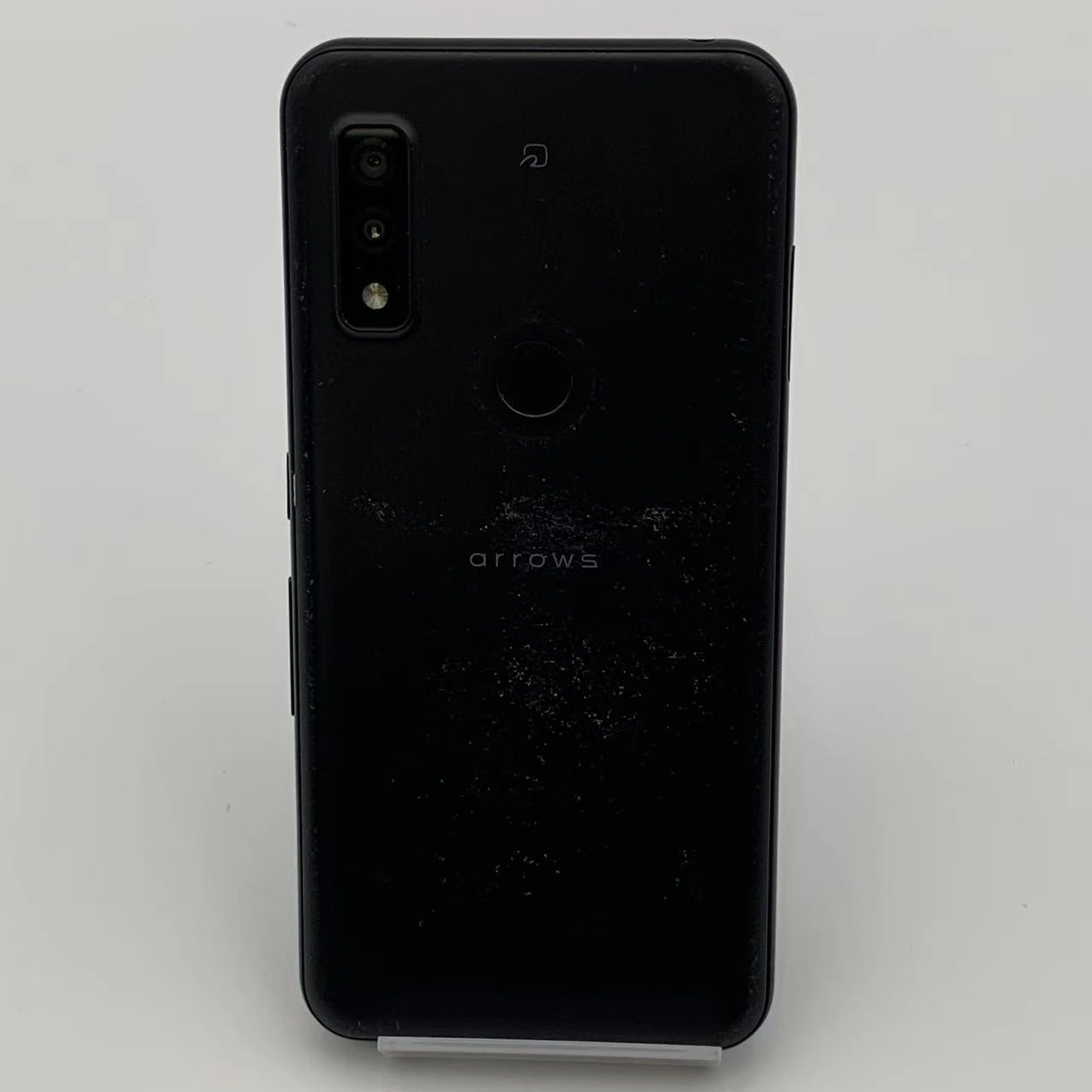 arrows We 64GB ブラック FCG01 AU版SIMフリー