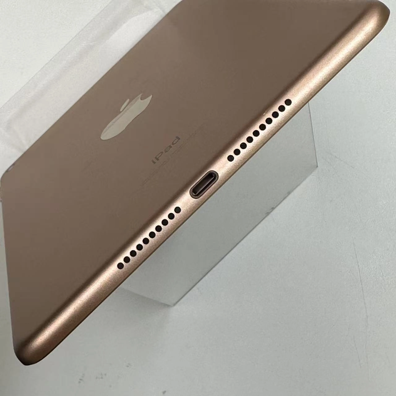 iPad mini 第5世代 Wi-Fiモデル 64GB ゴールド MUQY2ZP/A 美品