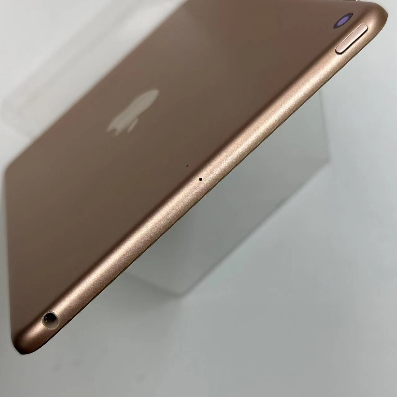 iPad mini 第5世代 Wi-Fiモデル 64GB ゴールド MUQY2ZP/A 美品