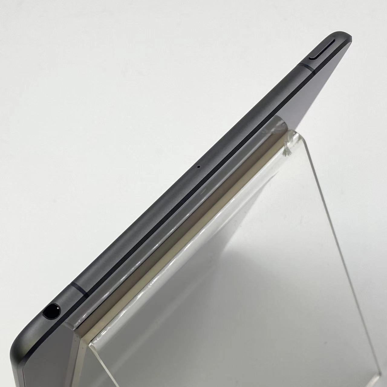 iPad mini 第5世代 256GB スペースグレイ MUXC2KH/A 海外版SIMフリー 美品