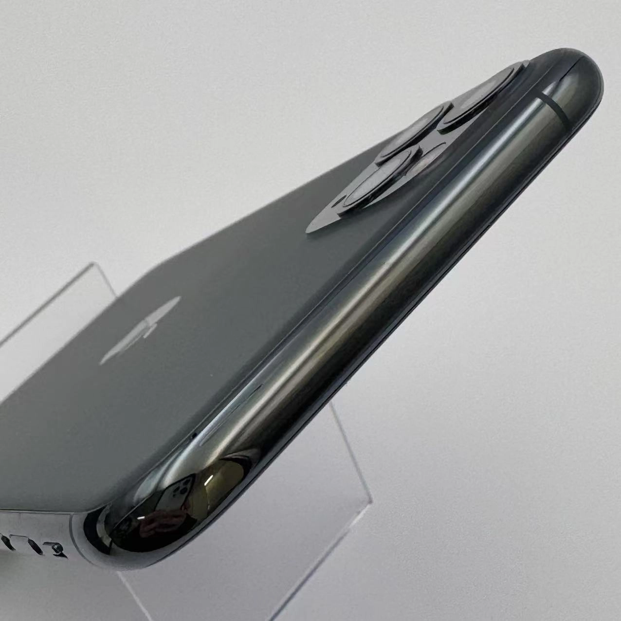 希少品 iPhone11 Pro Max 512GB NWHR2J/A Apple版SIMフリー 新品 ミッドナイトグリーン