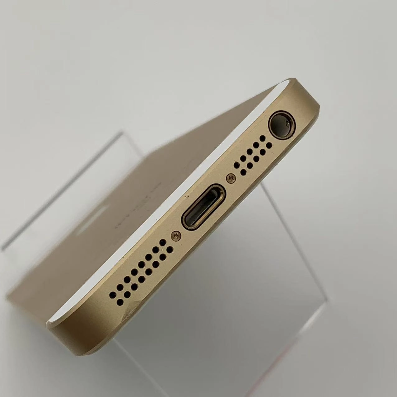 iPhoneSE 32GB ゴールド MP842J/A  au版SIMフリー