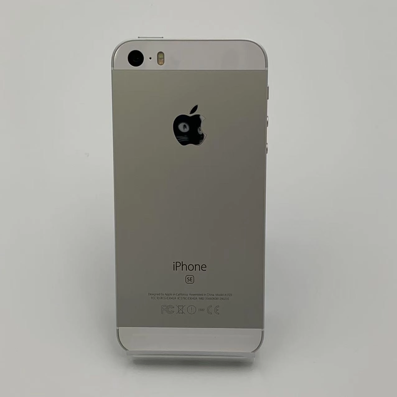 iPhoneSE 32GB シルバー MP832J/A SoftBank版SIMフリー　極美品