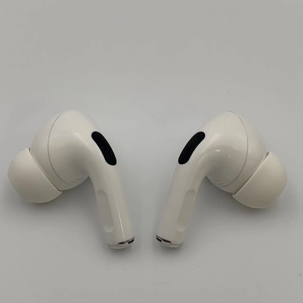 AirPods Pro 第1世代 2019年モデル ホワイト A2084
