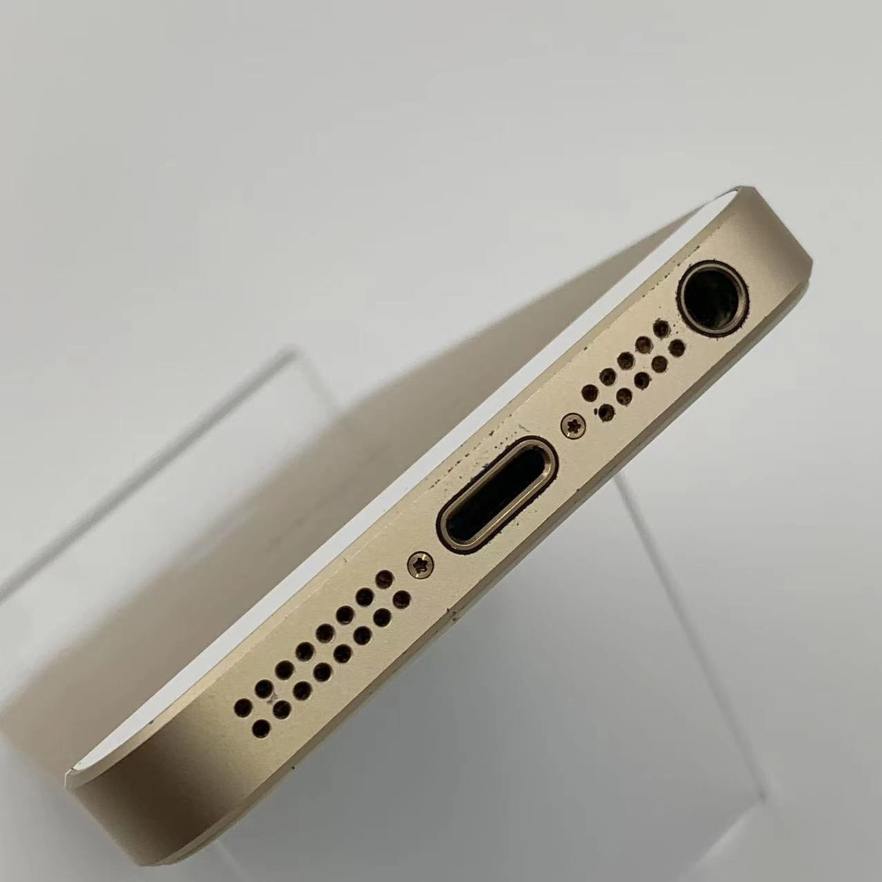 iPhoneSE 32GB ゴールド MP842J/A  au版SIMフリー