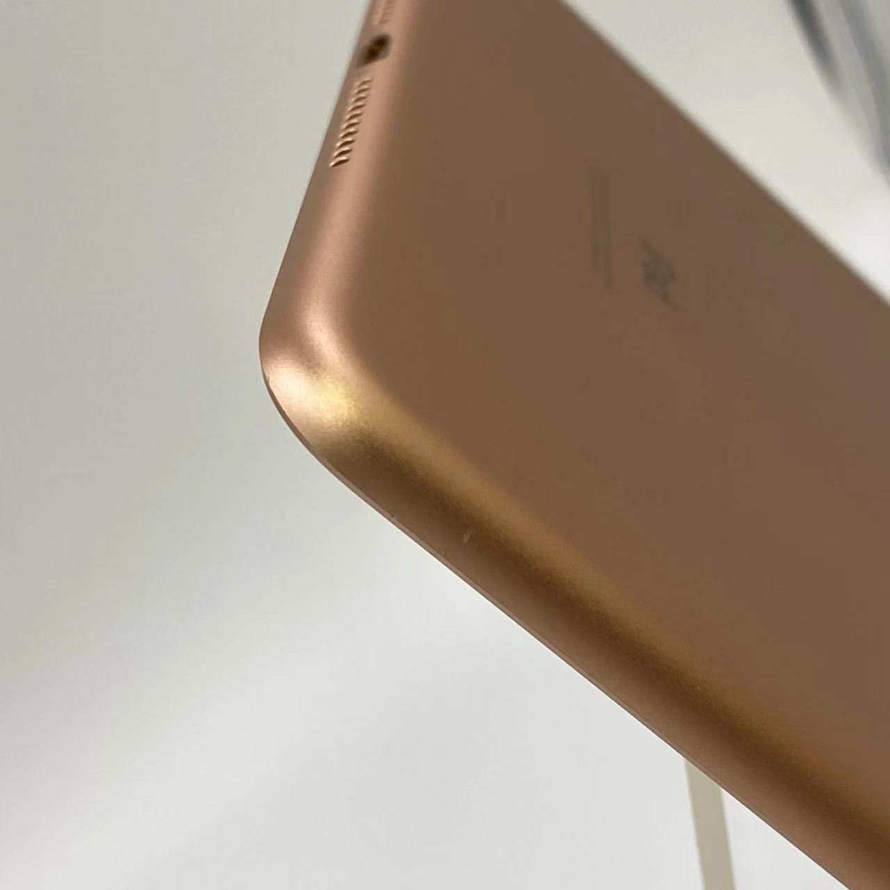 iPad mini 第5世代 256GB MUXE2KH/A 海外版SIMフリー ゴールド