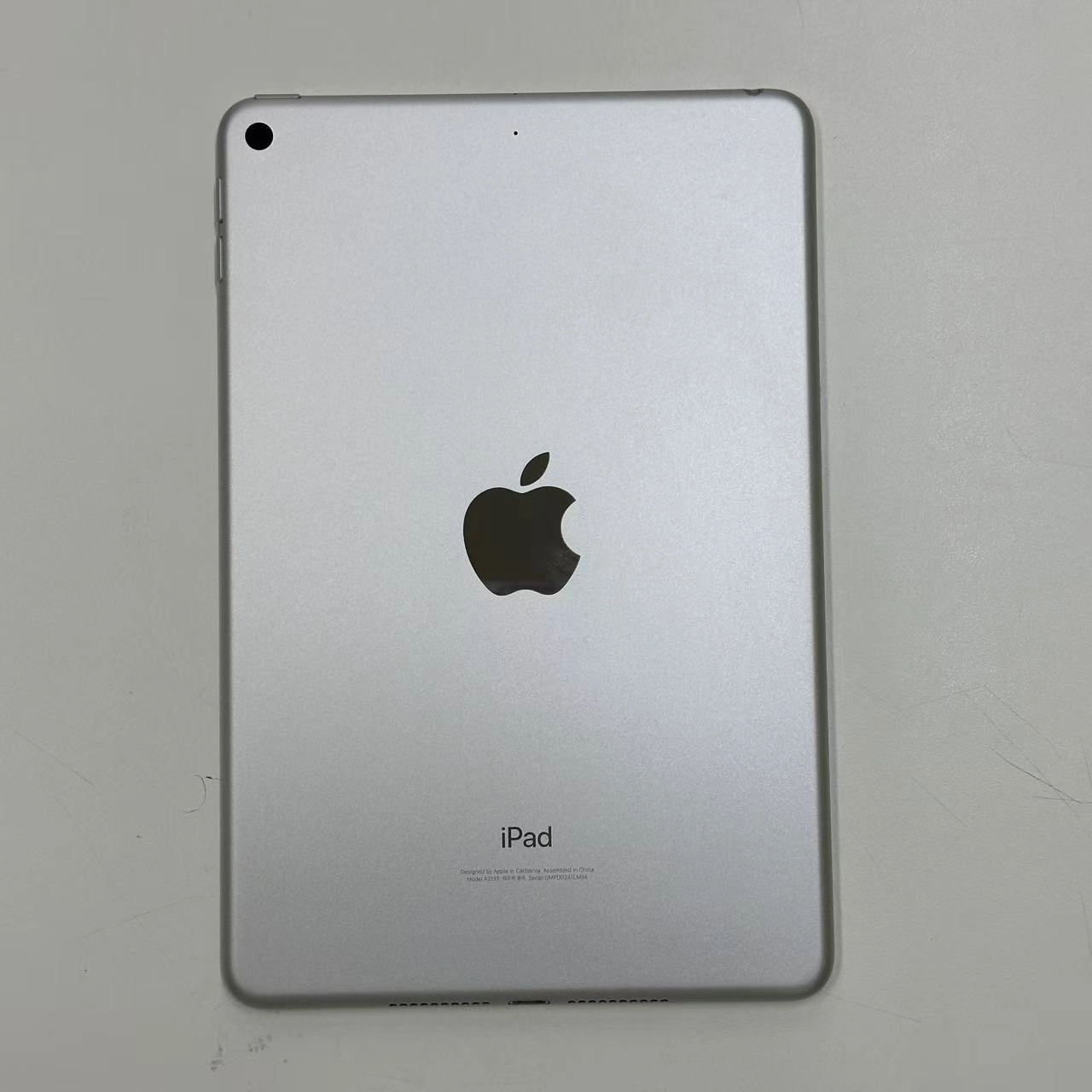 iPad mini 第5世代 Wi-Fiモデル 64GB MUQX2KH/A 極美品 シルバー