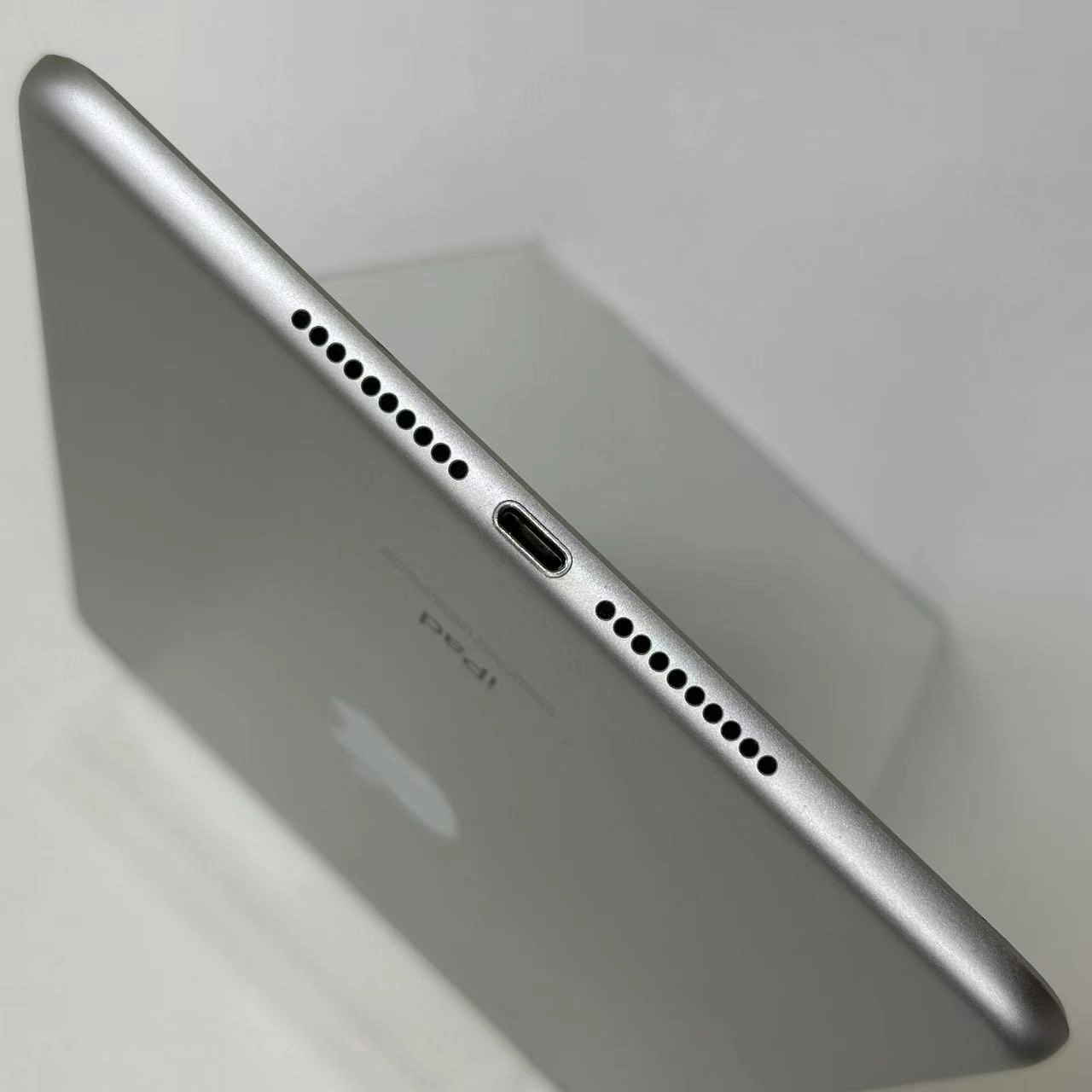 iPad mini 第5世代 Wi-Fiモデル 256GB MUU52ZP/A シルバー