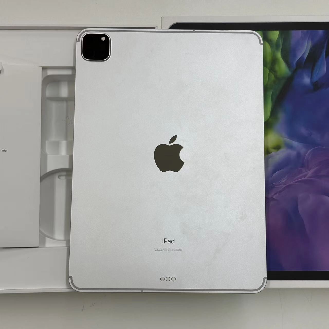iPad Pro 11インチ 第2世代 Wi-Fi+Cellular 128GB MY2W2J/A SoftBank版SIMフリー シルバー