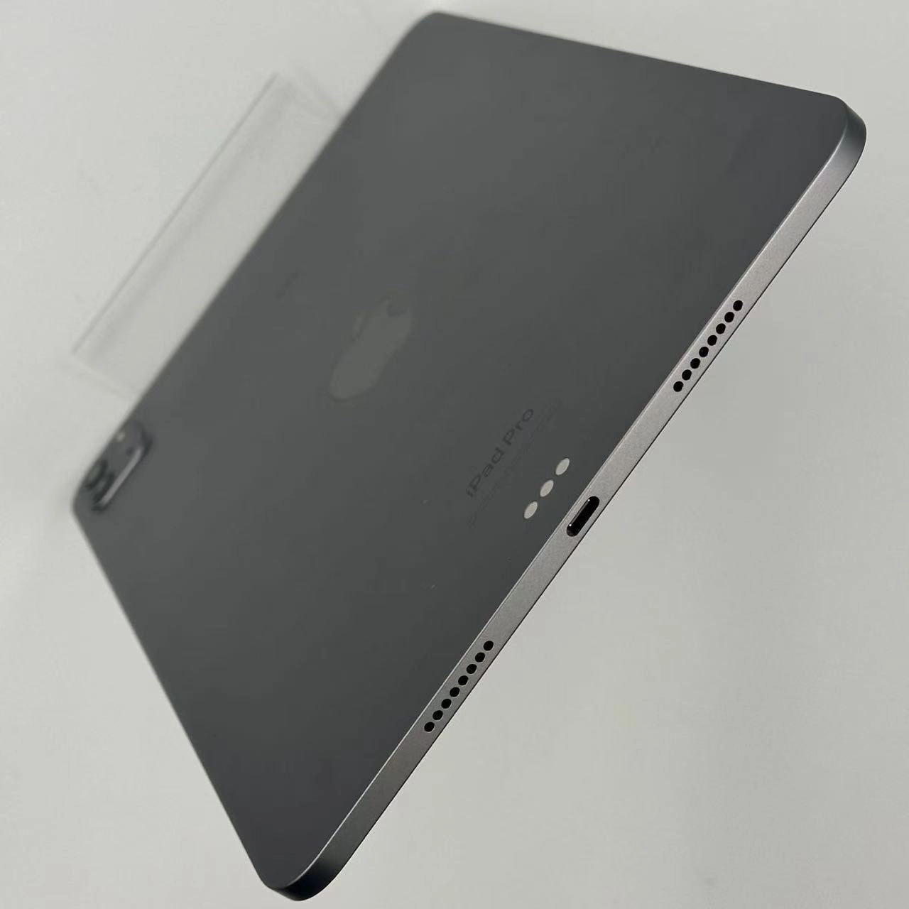 iPad Pro 11インチ 第4世代 Wi-Fiモデル 128GB PNXD3J/A 美品