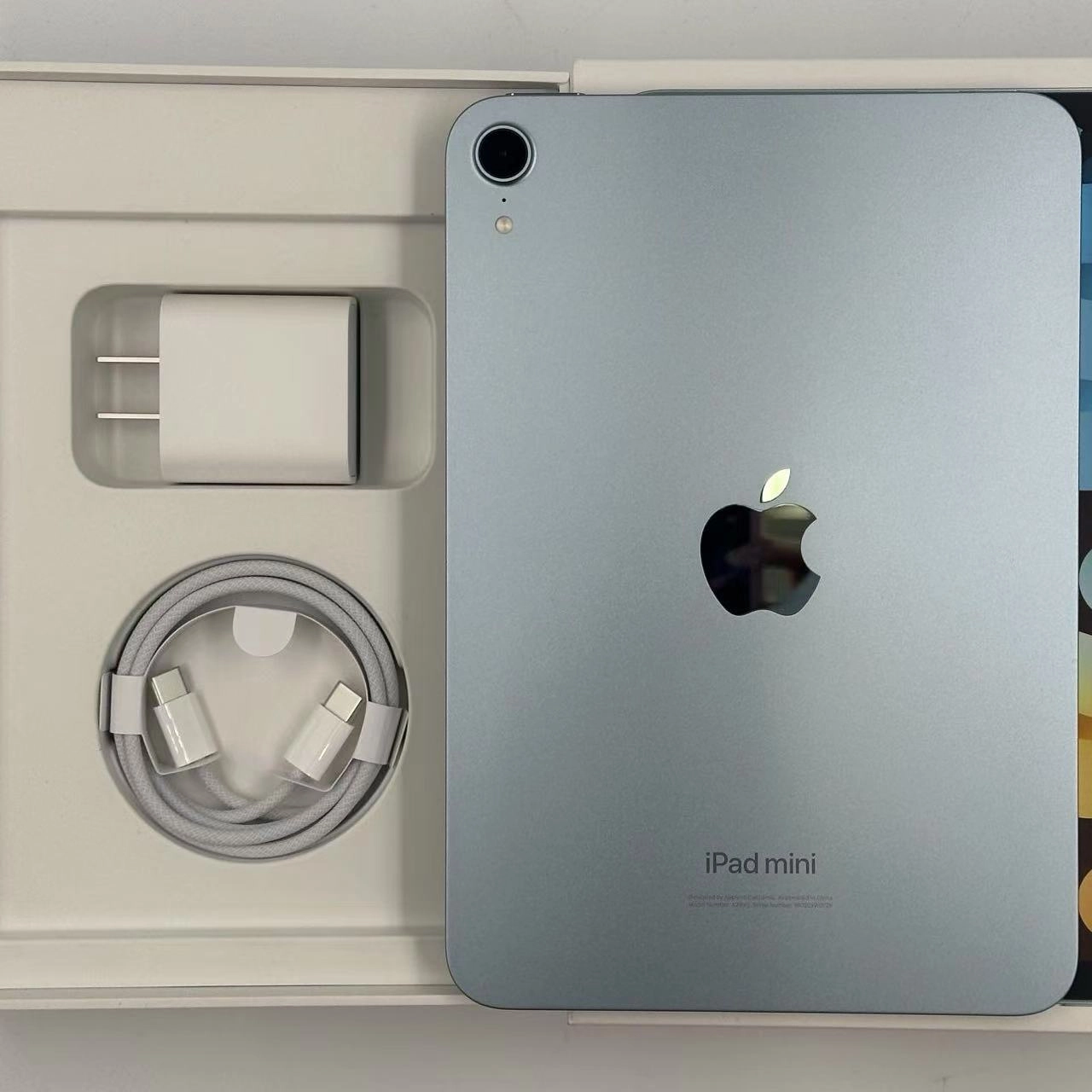 iPad mini 第7世代 Wi-Fiモデル 256GB MXNC3J/A 新品同様 ブルー