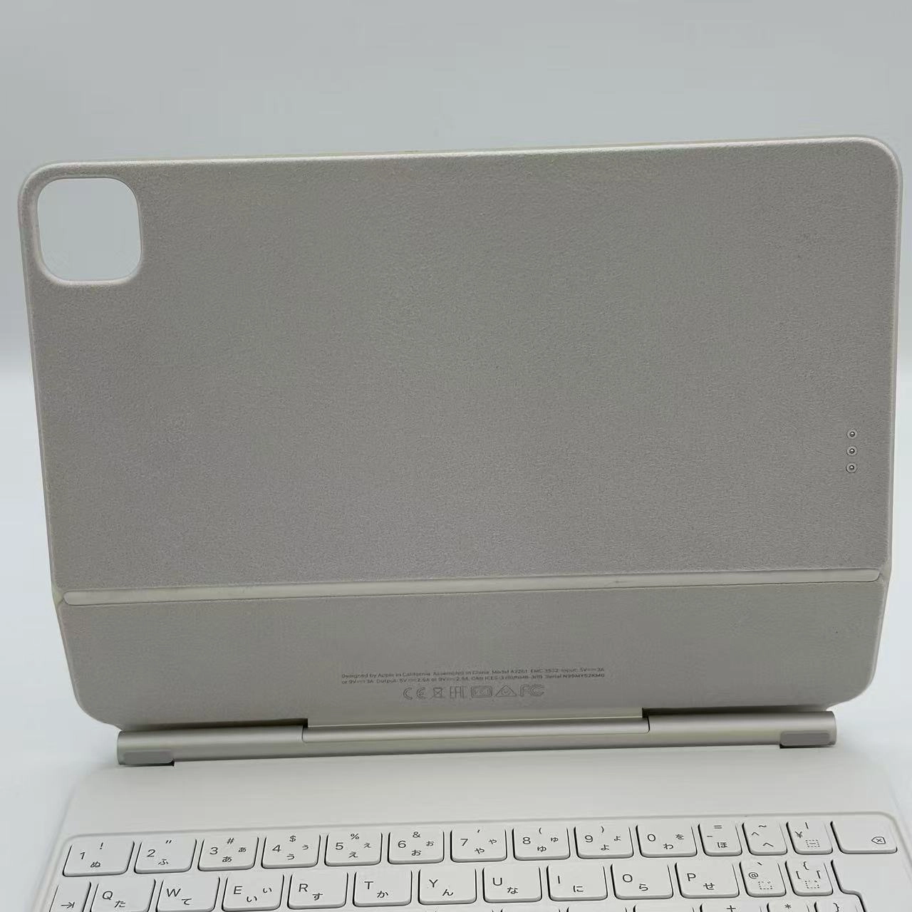 11インチ iPad Pro(第2世代)用 Magic Keyboard A2261 極美品 ホワイト