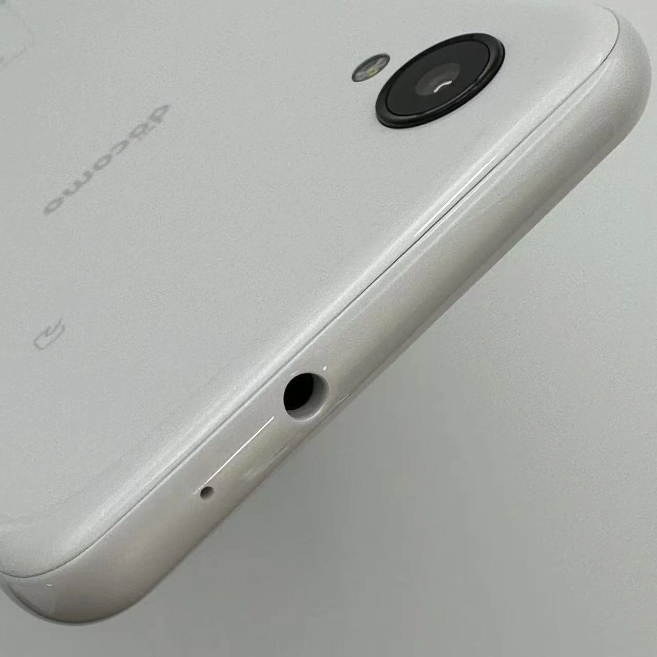 Galaxy A23 5G 64GB ホワイト SC-56C docomo版SIMフリー 美品 4GB/64GB