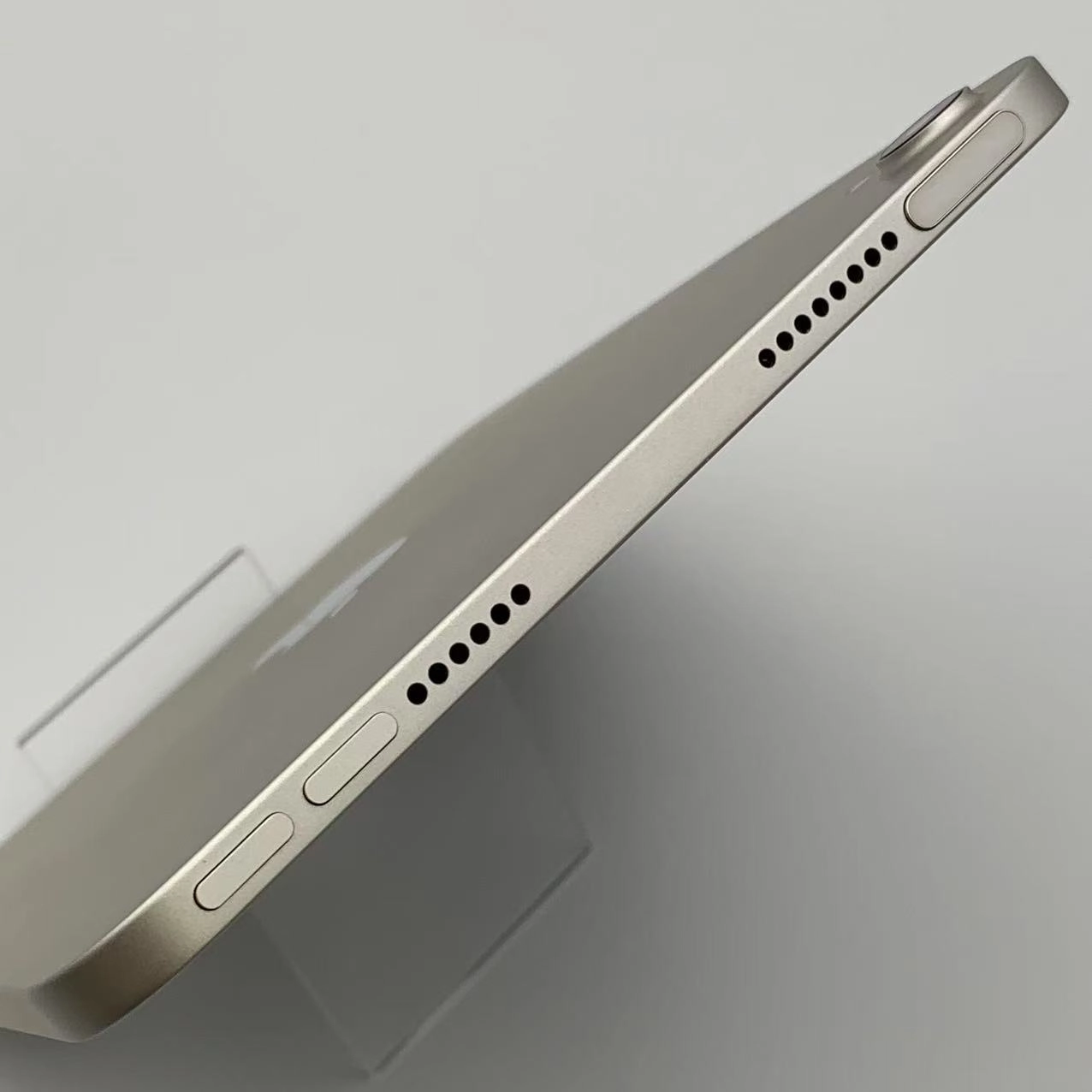 iPad mini 第6世代 Wi-Fiモデル 64GB スターライト MK7P3J/A 極美品