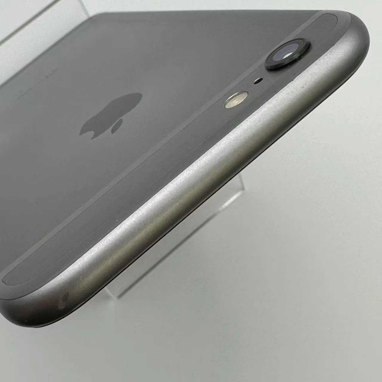 iPhone6 64GB MG4F2J/A docomo スペースグレイ